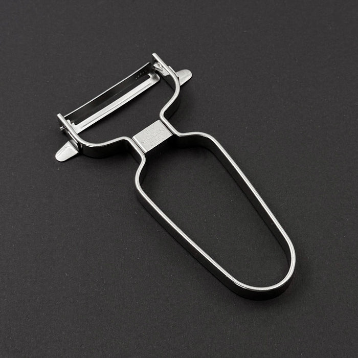 Curved Blade Stainless Steel Peeler