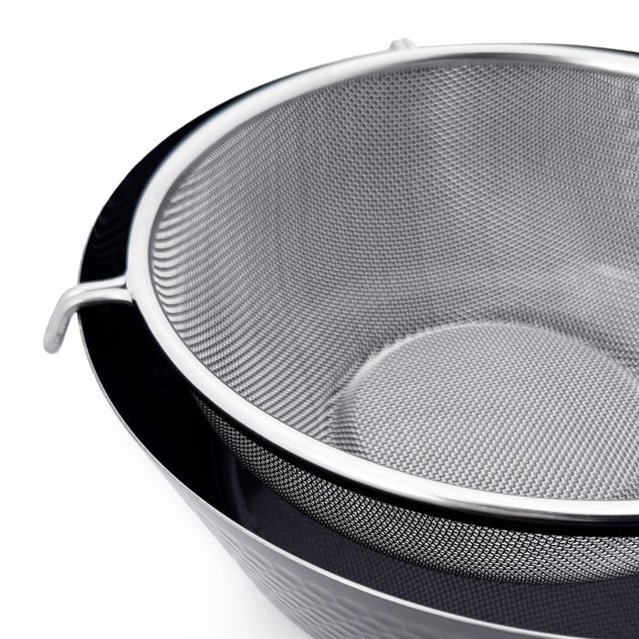 Three Snow Stainless Steel Heavy Duty Mesh Strainer 8.7" dia - Hook