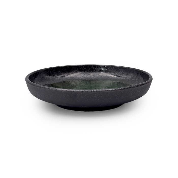 Textured Black x Glossy Green Pasta Plate 7.25" dia