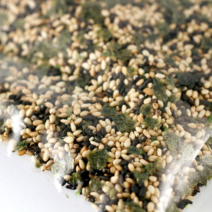 Urashima Furikake Roasted Sesame and Seaweed (Nori Goma) 1lb / 453g