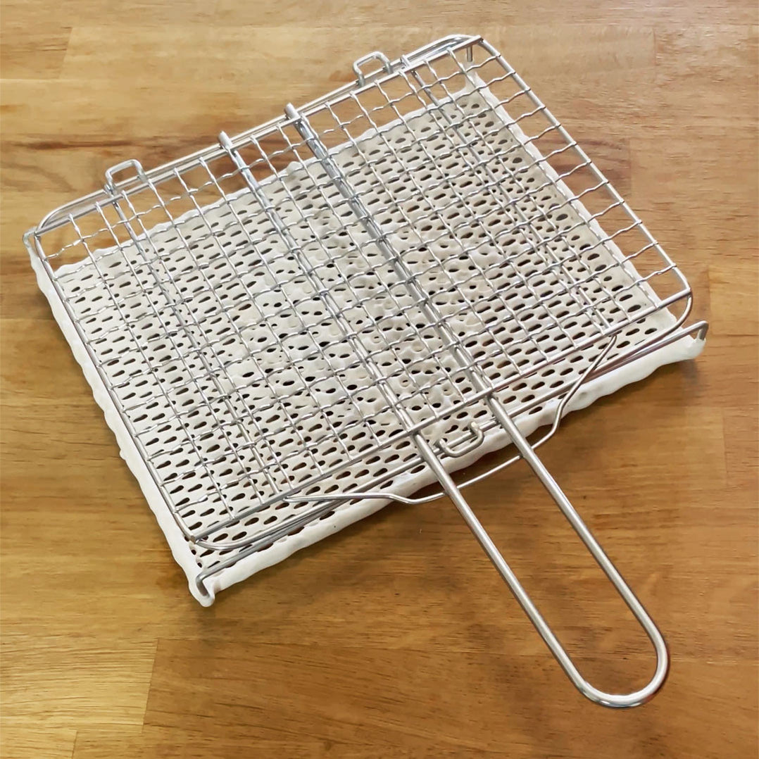 Stovetop Fish Grill with Ceramic Wire, Metal Handle — MTC Kitchen