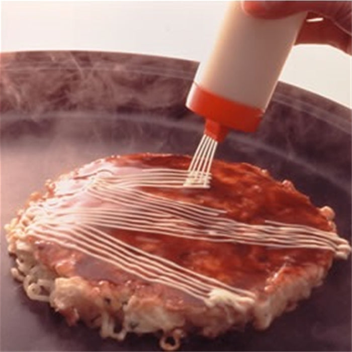 "Magic Five" Sauce Dispenser 16.9 oz