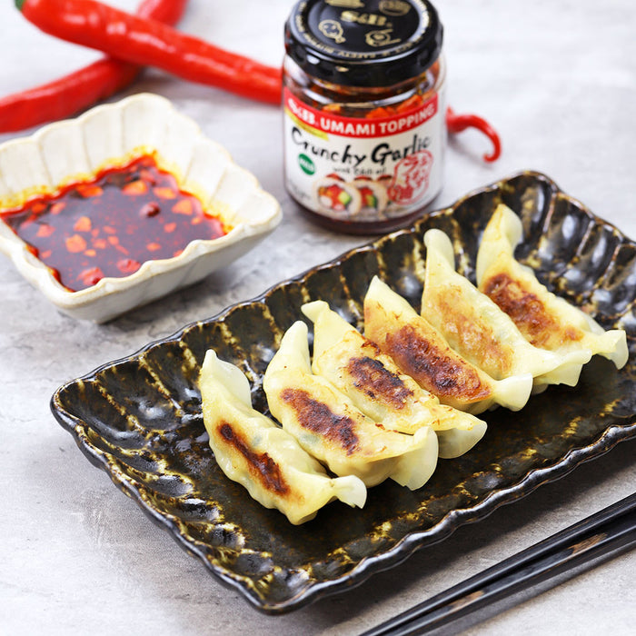 S&B Okazu La-Yu Chili Oil with Fried Garlic 3.9 oz / 110g